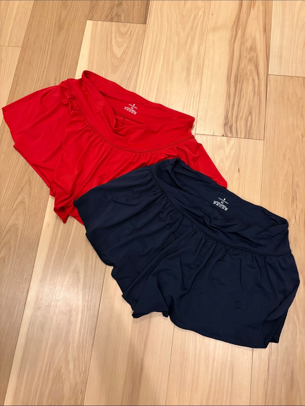 Bunch of 2 Athletic Shorts — Red & Navy XL